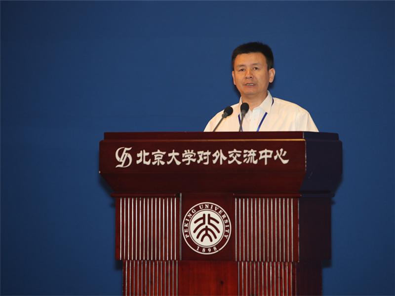 北京大学社会科学部部长王博,国家互联网信息办公室传播局副局长孙凯
